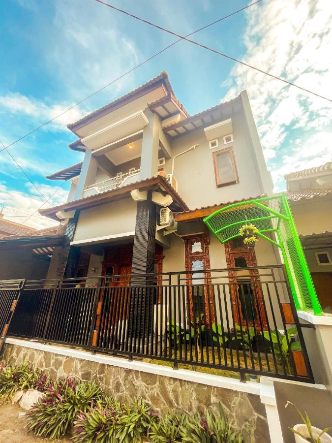 Homestay Kamar Tamu Gedongkiwo Γιογκιακάρτα Εξωτερικό φωτογραφία